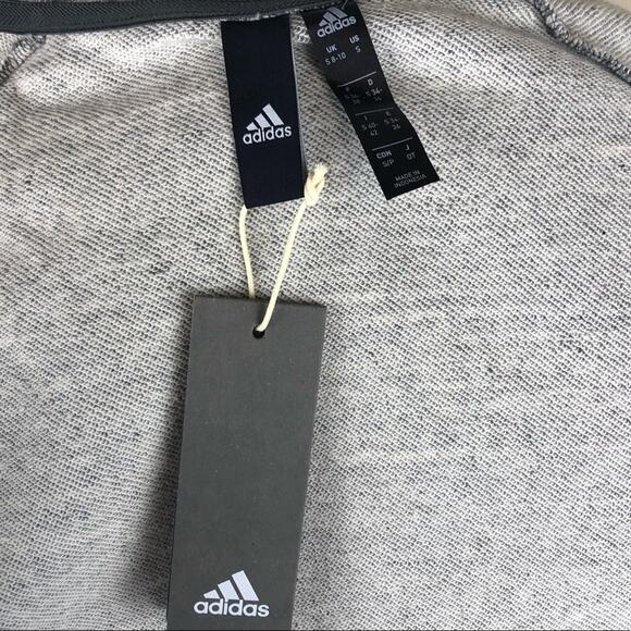 ADIDAS Sport 2 Street Shirt Crop Light Gray S NWT Small Sporty - Picture 4 of 8